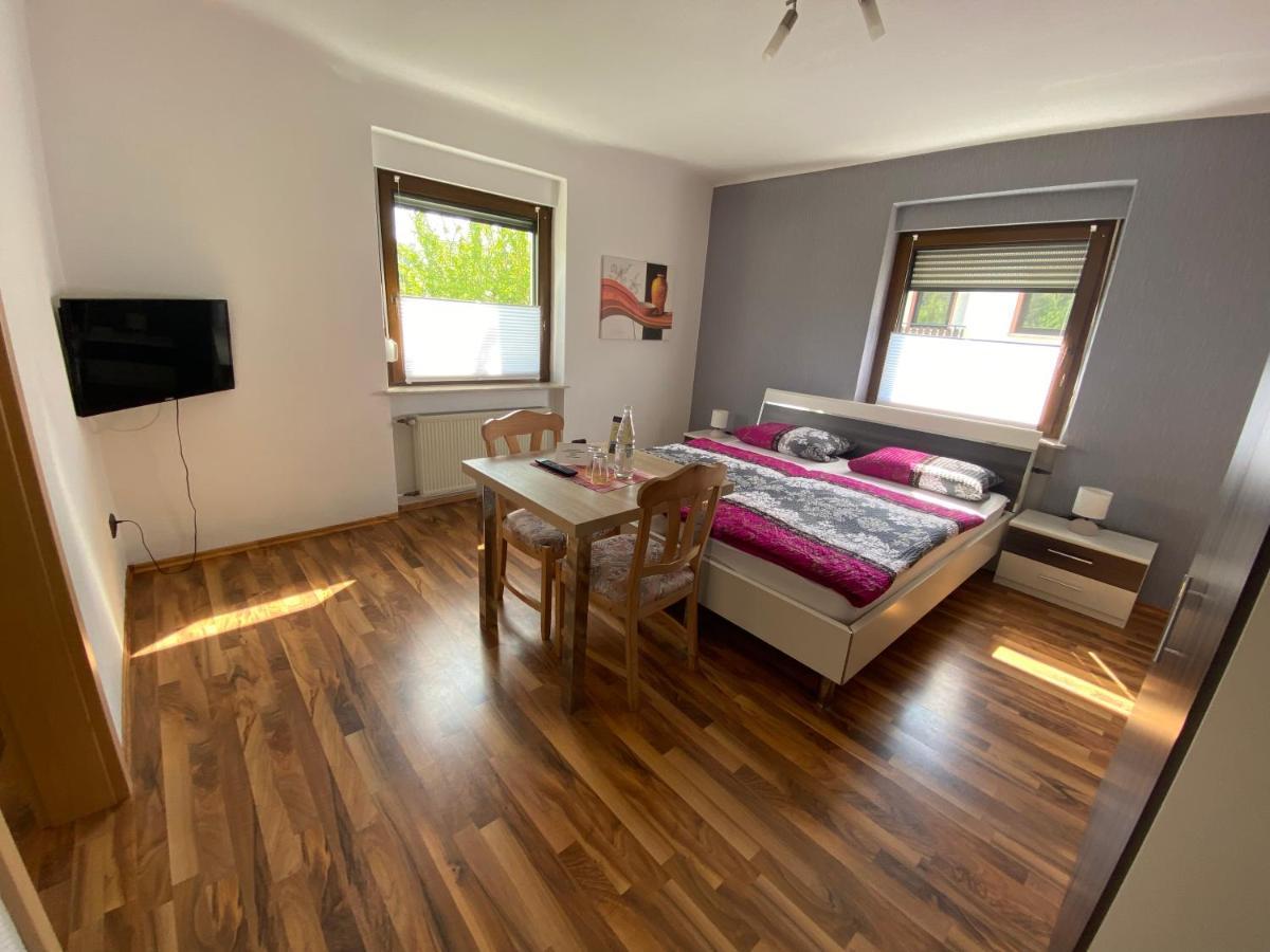 Ferienwohnung Moselnest Писпорт Екстериор снимка
